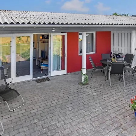 Grazioso Ad Aakirkeby Appartamento Åkirkeby
