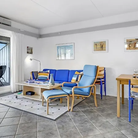 In Aakirkeby Апартаменты Akirkeby