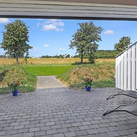 Grazioso Ad Aakirkeby Appartamento Åkirkeby