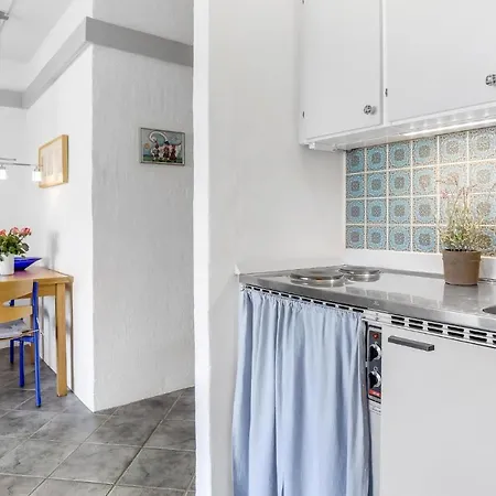Apartment In Aakirkeby *